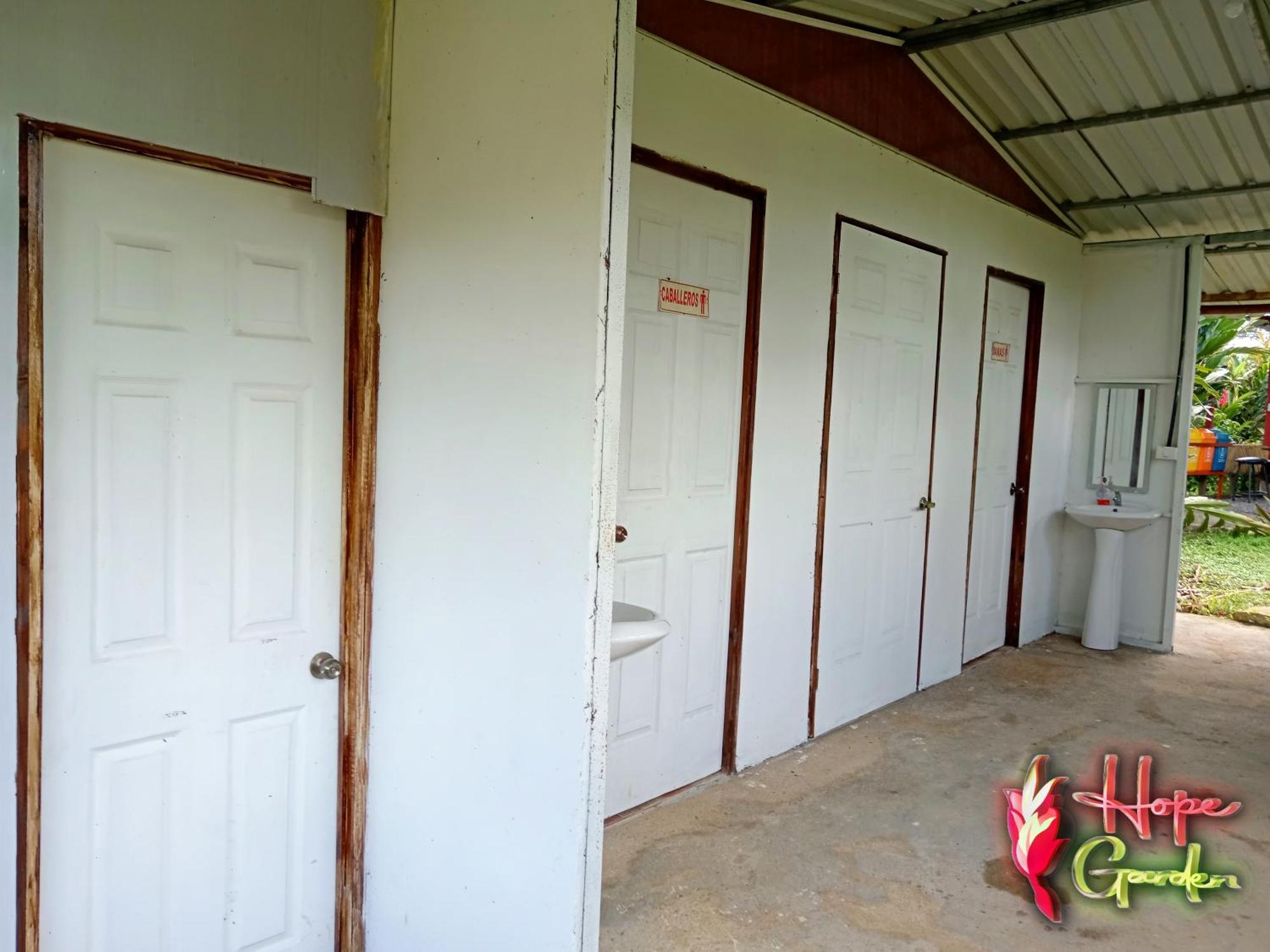 Hope Garden, Sarapiqui, We Connect With The Tropical Forest Farm stay *