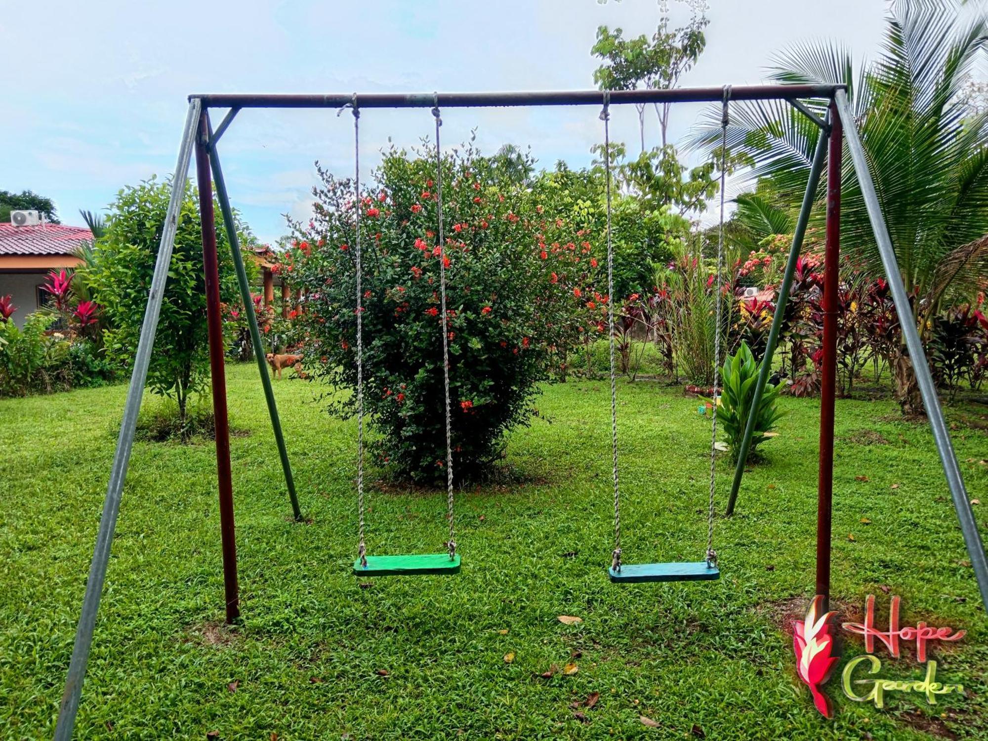 Hope Garden, Sarapiqui, We Connect With The Tropical Forest Farm stay