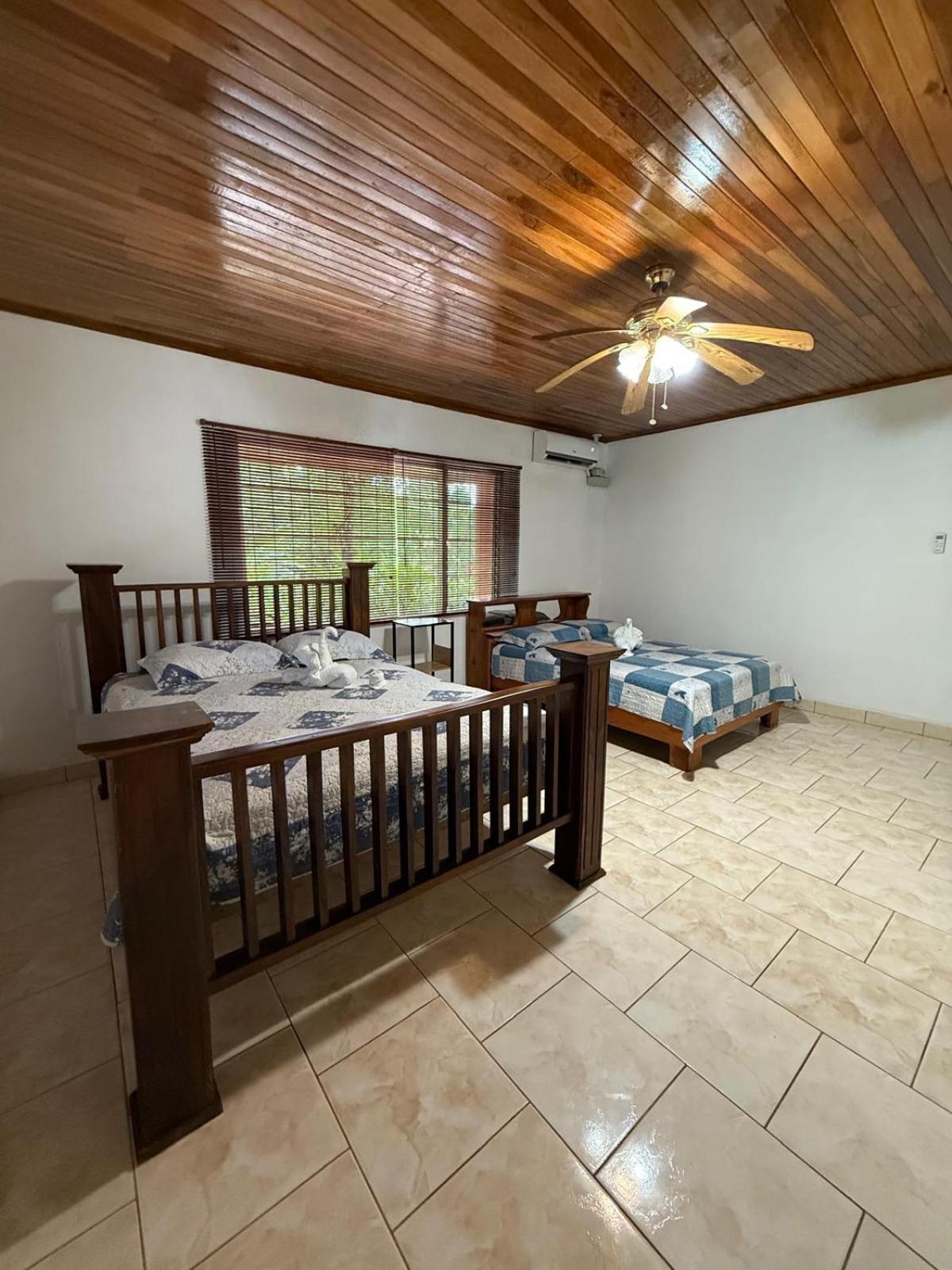 Hope Garden, Sarapiqui, We Connect With The Tropical Forest Farm stay *